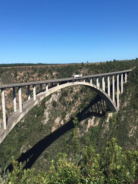 bloukrans river bridge side